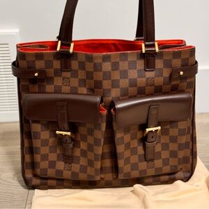 LOUIS VUITTON 
Damier Ebene Uzes